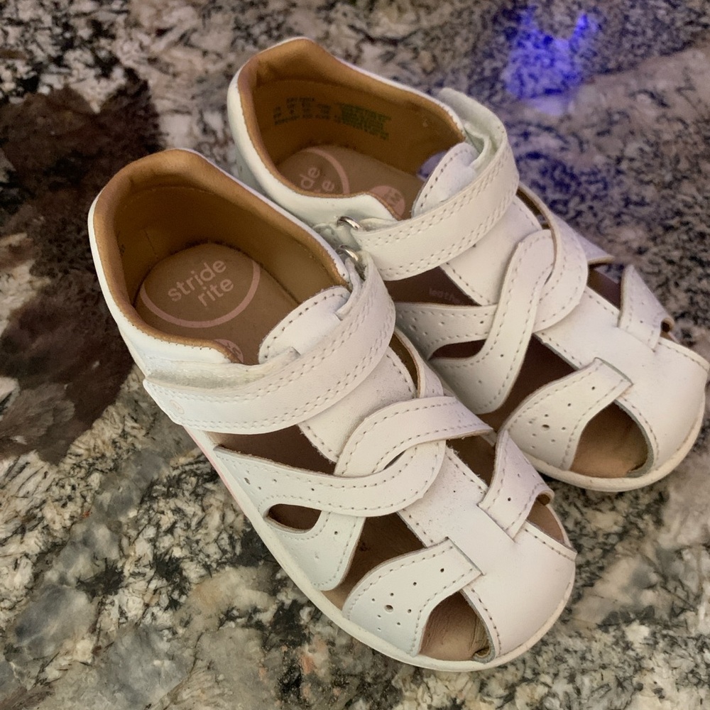 Stride Rite white sandals 9W